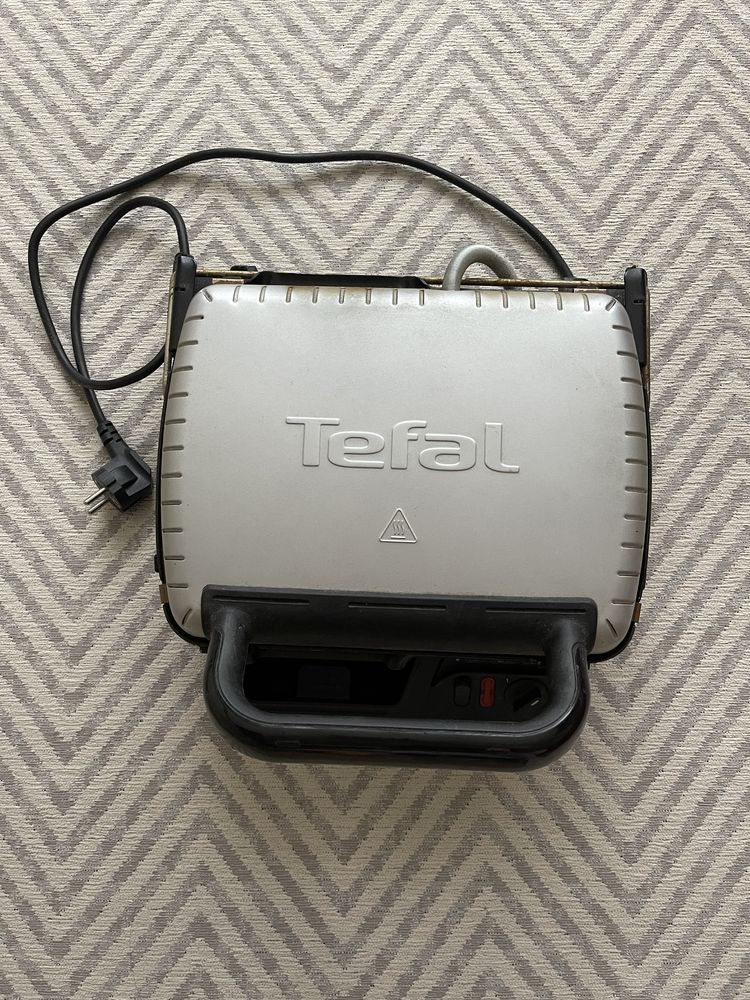 Гриль Tefal HealthGrill Comfort GC306012
