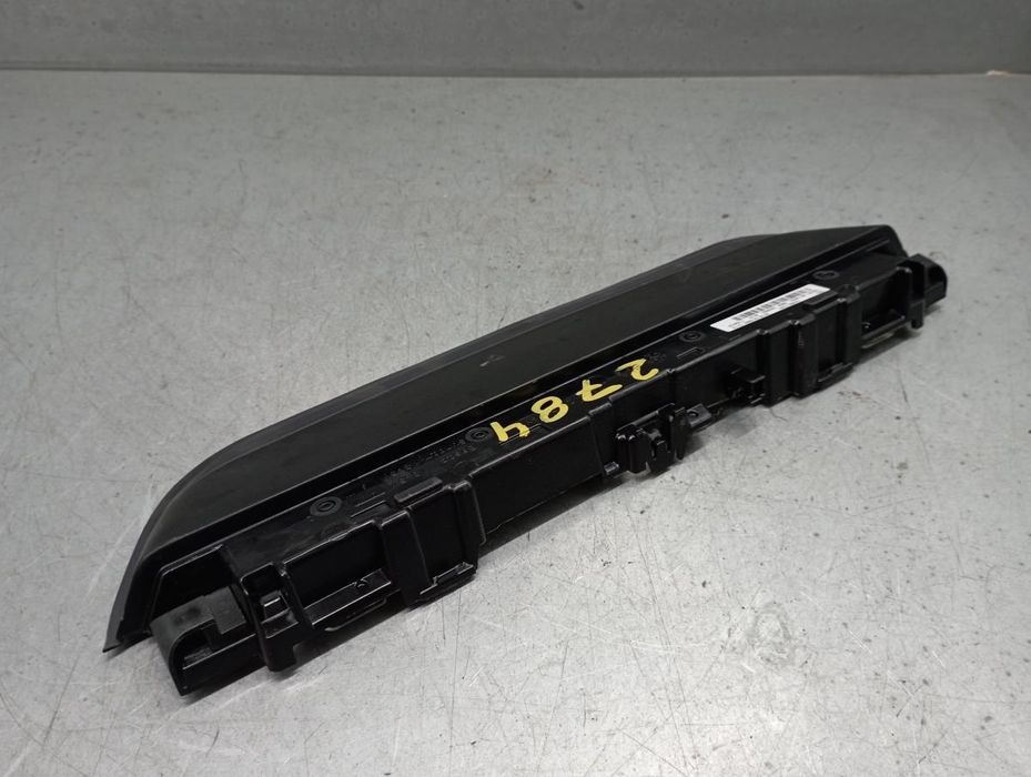 Luz stop adicional / 3º stop BMW 3 (G20, G80)