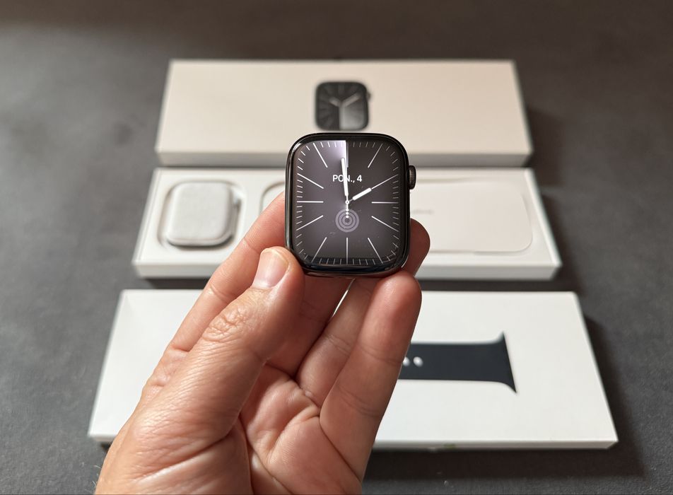 Apple Watch 9 Cellular 45mm / Szafir i stal nierdzewna / Bateria 100%