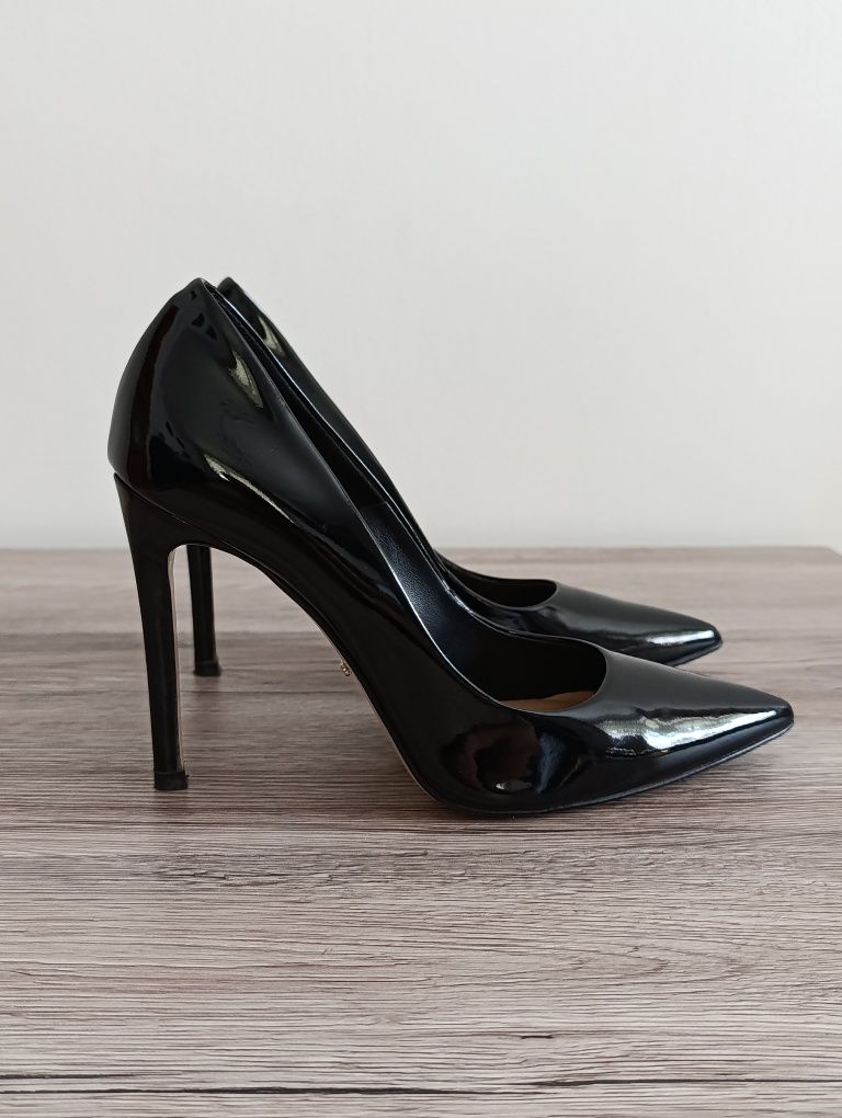 Buty szpilki damskie Gino Rossi rozmiar 36,5