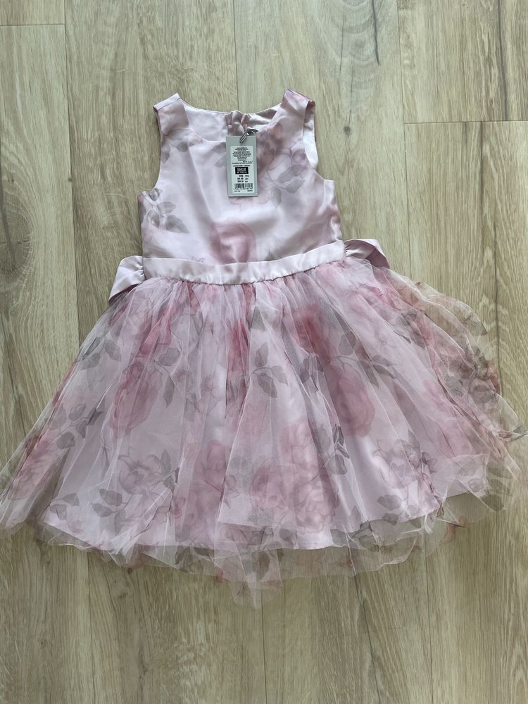 Sukienka elegancka na wesele, chrzciny