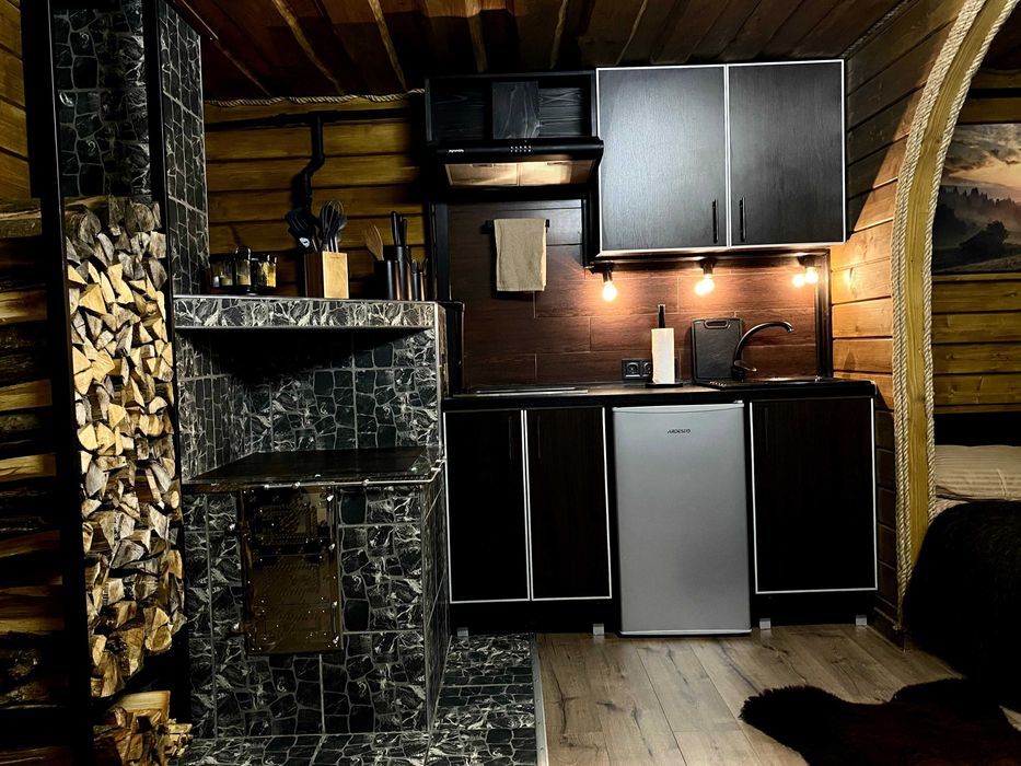 Здам подобово два дерев'яні будинки в Карпатах: Маєток  «LINDEN GROVE»