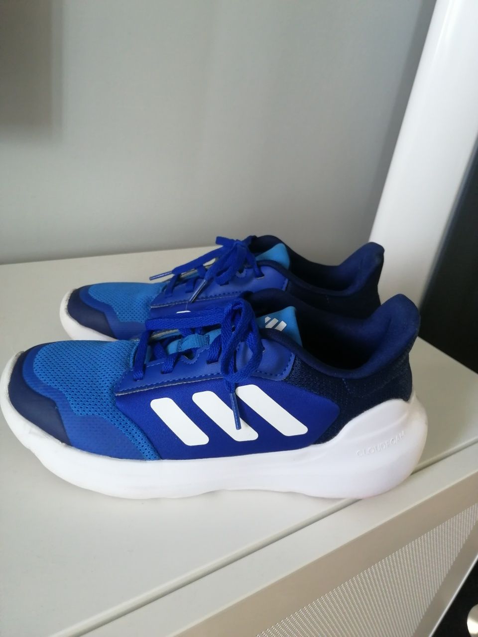 buty sportowe Adidas r. 37.5