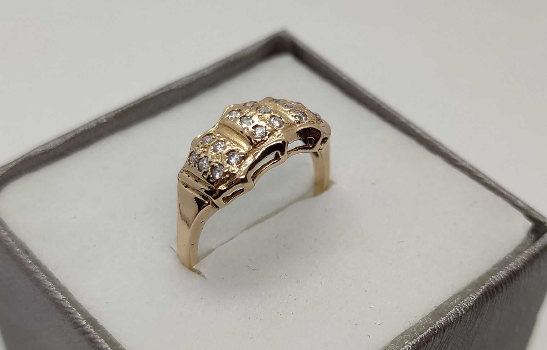 Złoty pierścionek z cyrkoniami 3,36g p585 r.27 / LID złoto