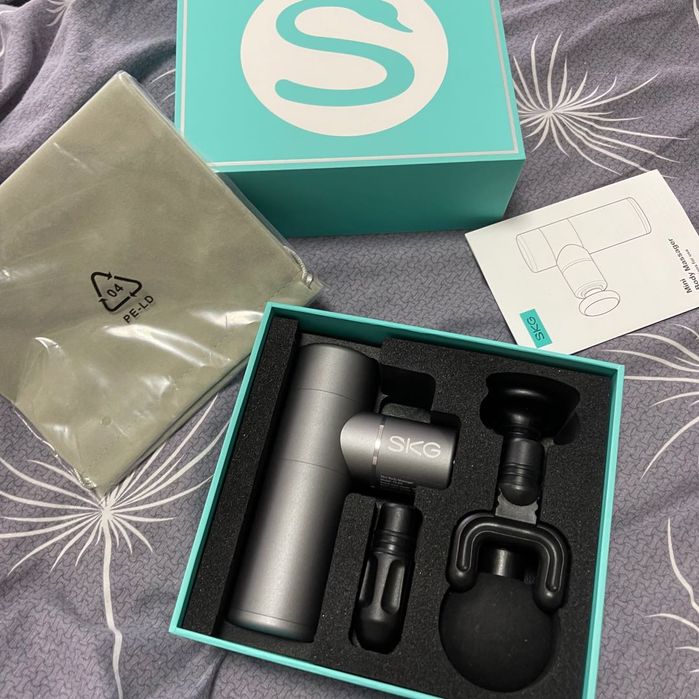 Масажер SCG перкусійний з чотирма насадками