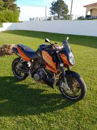 KTM superduke 990 .2011.