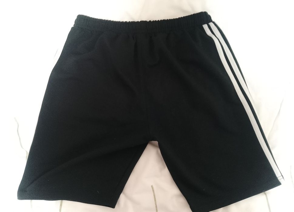 шорти adidas (xl без бірок)