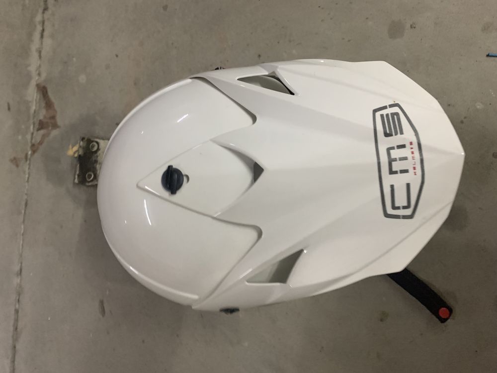 Capacete cms xxl 64/65 novo