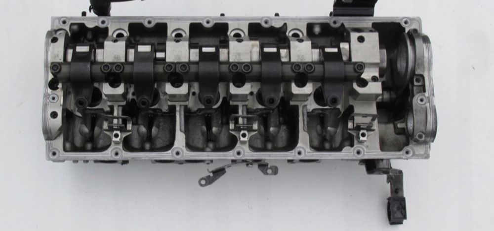 ГБЦ головка блока VW T5 Tuareg 2.5TDI Фольксваген Т5 Туарег