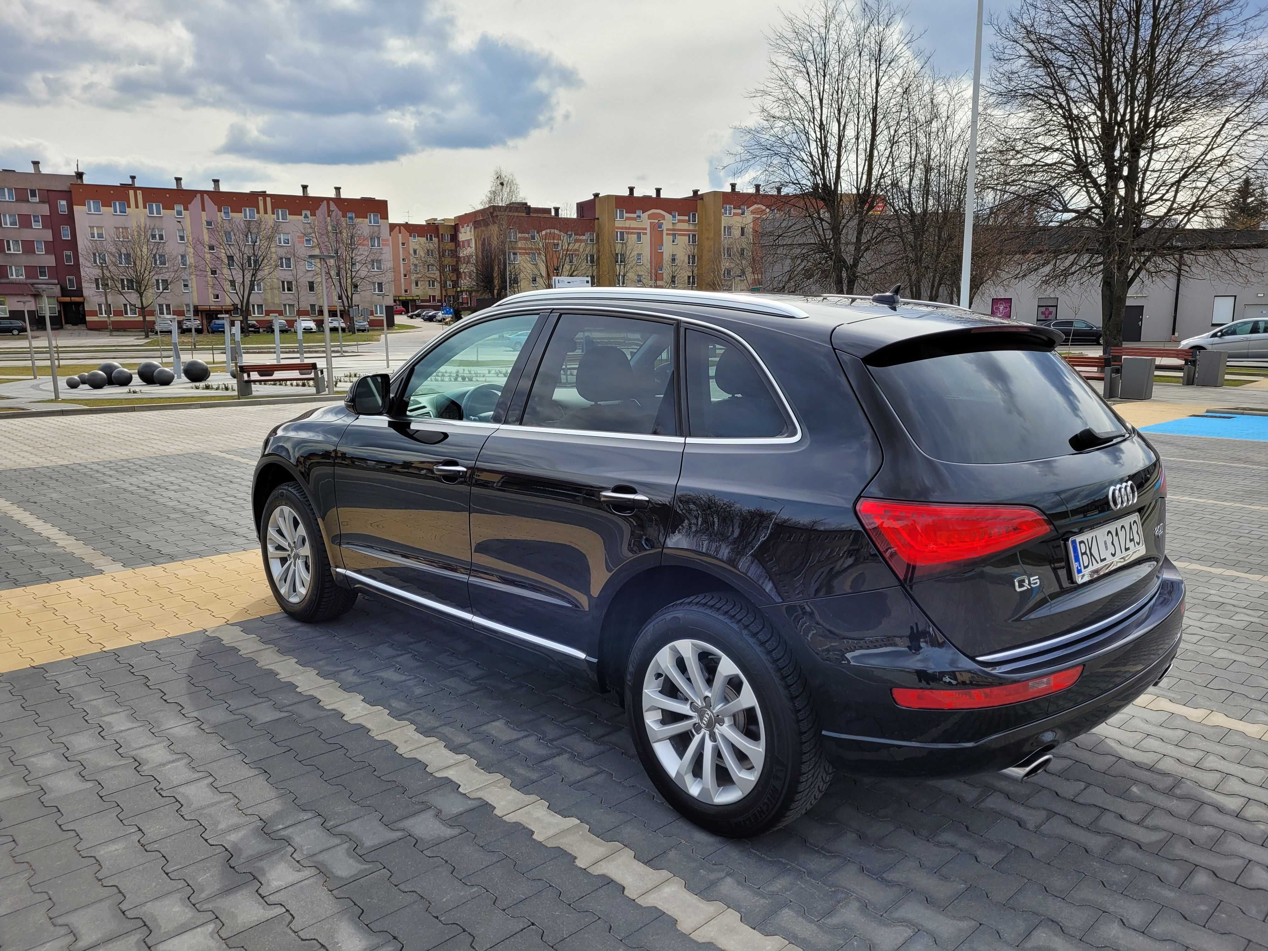 AUDI Q5 Quattro /panorama dach/bardzo zadbane/niski przebieg