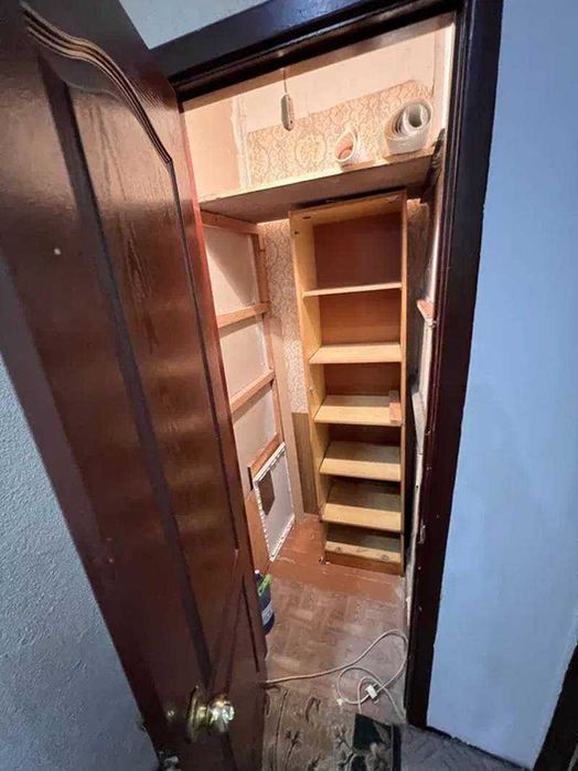 2-к квартира в жилом состоянии на Варненской / Инглези.