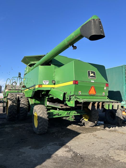 Комбайн JOHN DEERE 9610