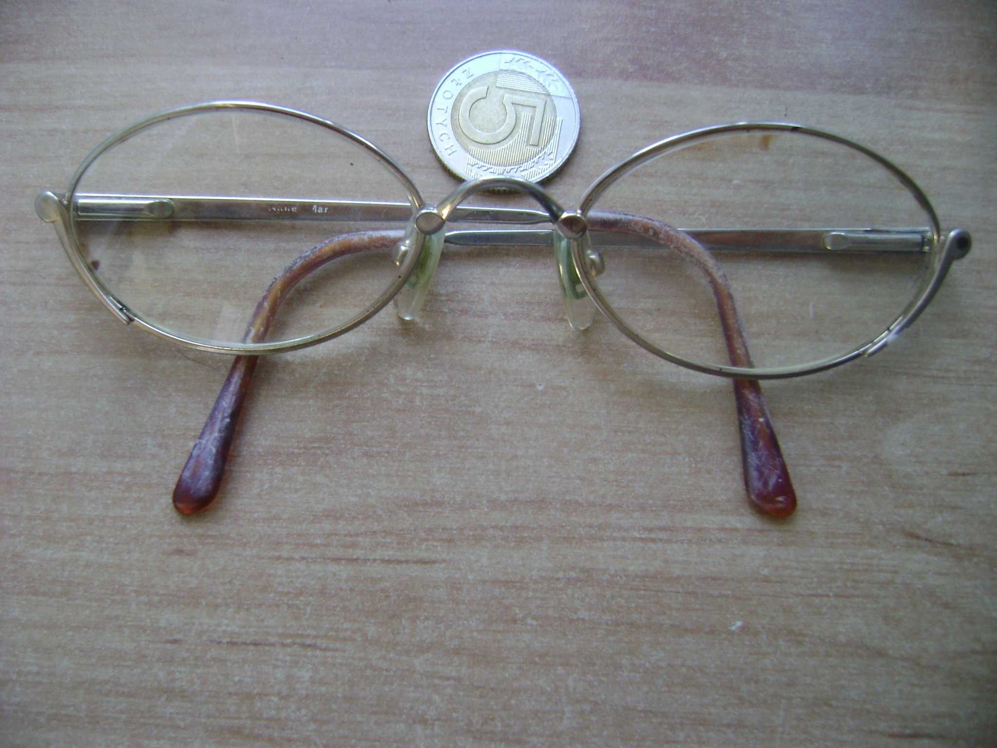 Starocie z PRL - Okulary korekcyjne +2 dioptrie rozstaw 14cm