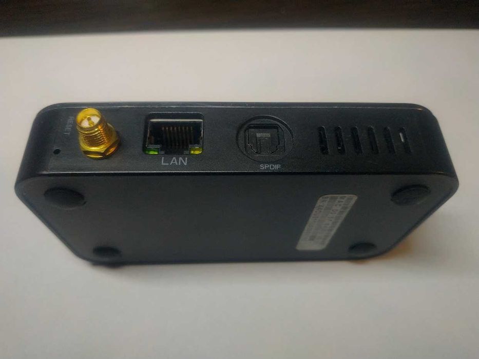 Ugoos X4 Cube 2/16 (S905X4) Android 11 Смарт Приставка TV box AV1