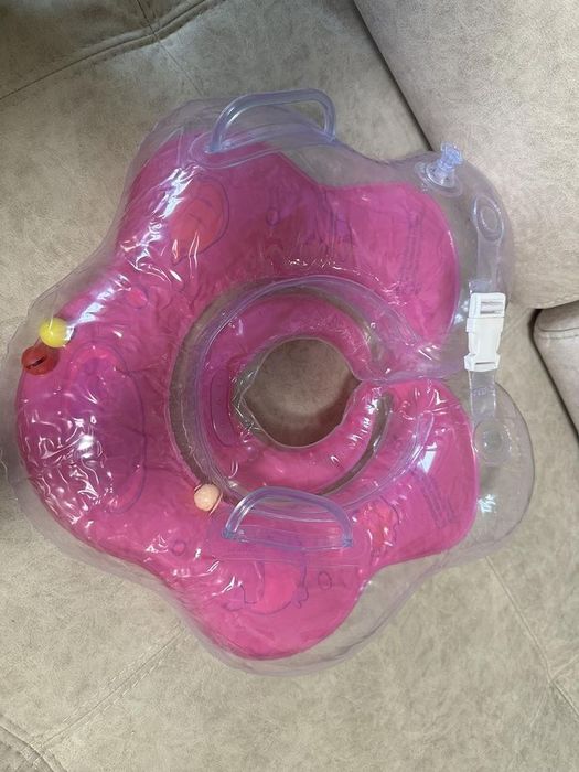 Круг для купання коло купания на шию