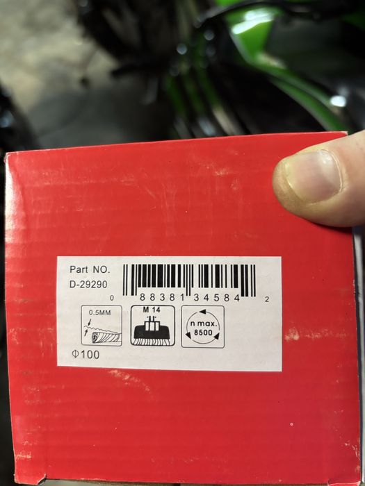 Szczotka druciana pleciona M14 100mm Makita D-29290