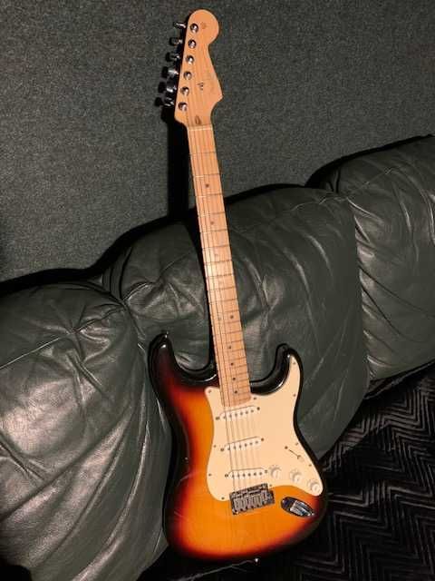 Fender Stratocaster USA  2005 R