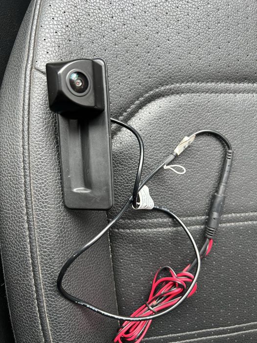 Камера заднего вида штатная  Шкода  Фольцваген