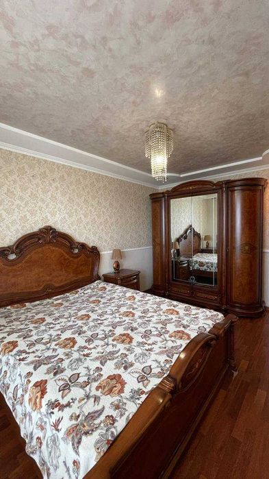 Оренда 4 кімнатної квартири в центрі міста Вул Міцкевича