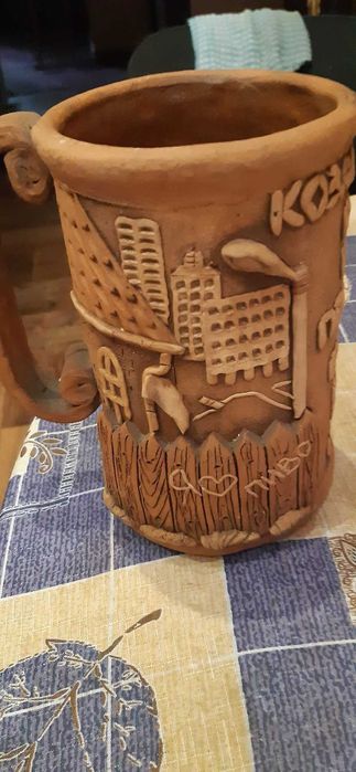 Кружка пивная керамическая. Ведерко для пива сувенирное.