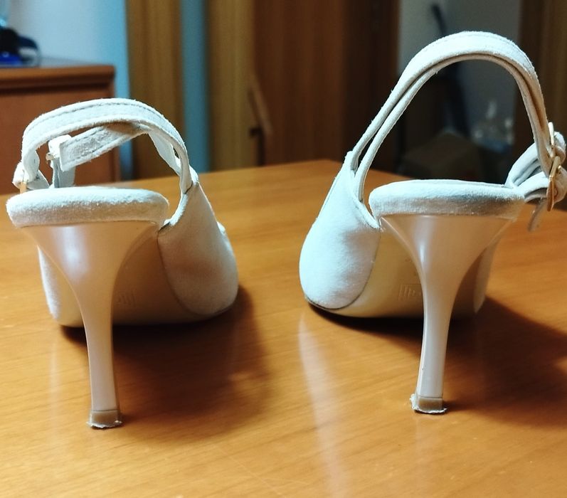 Sapatos em camurça PROF