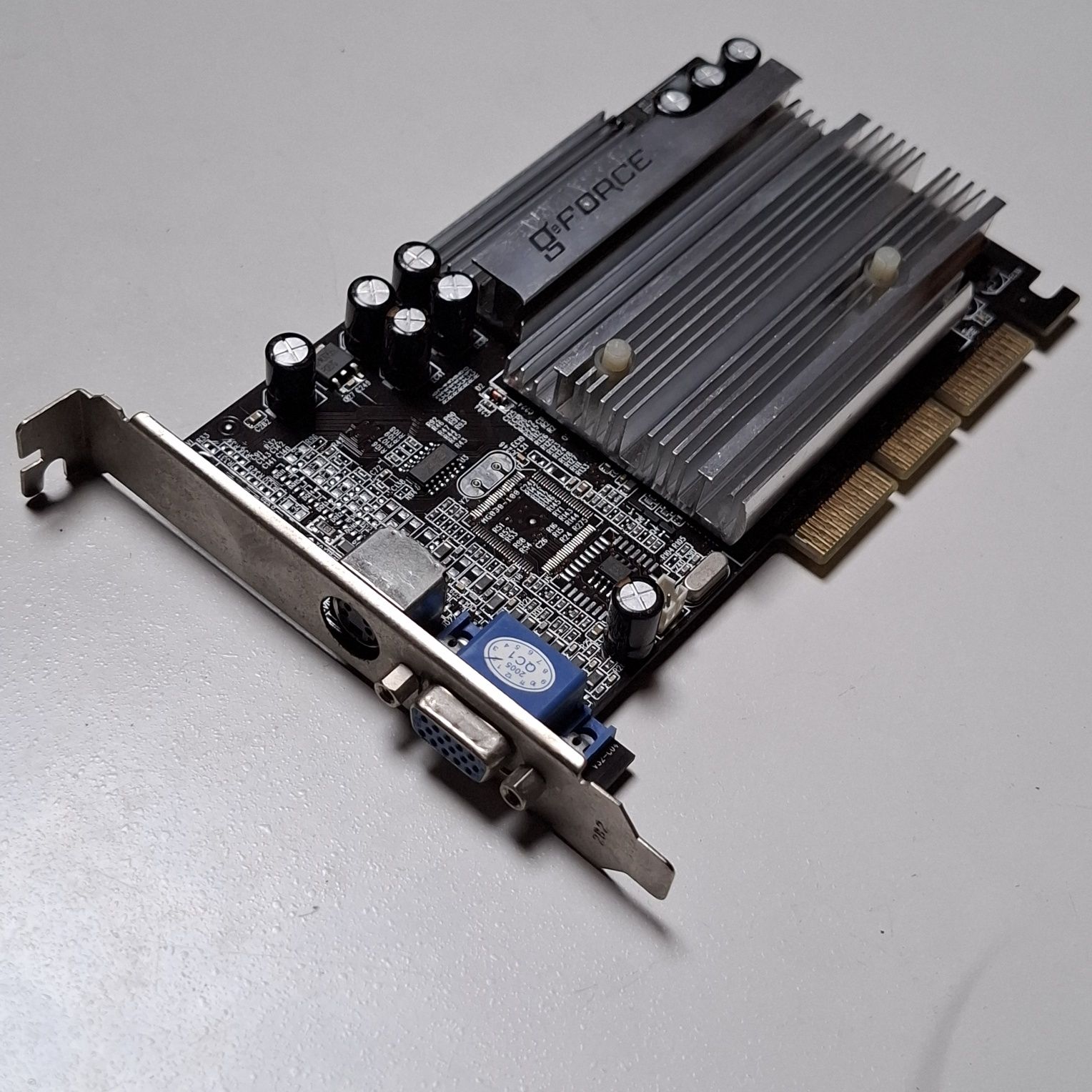 Geforce4 MX4000 64mb 128bit AGP