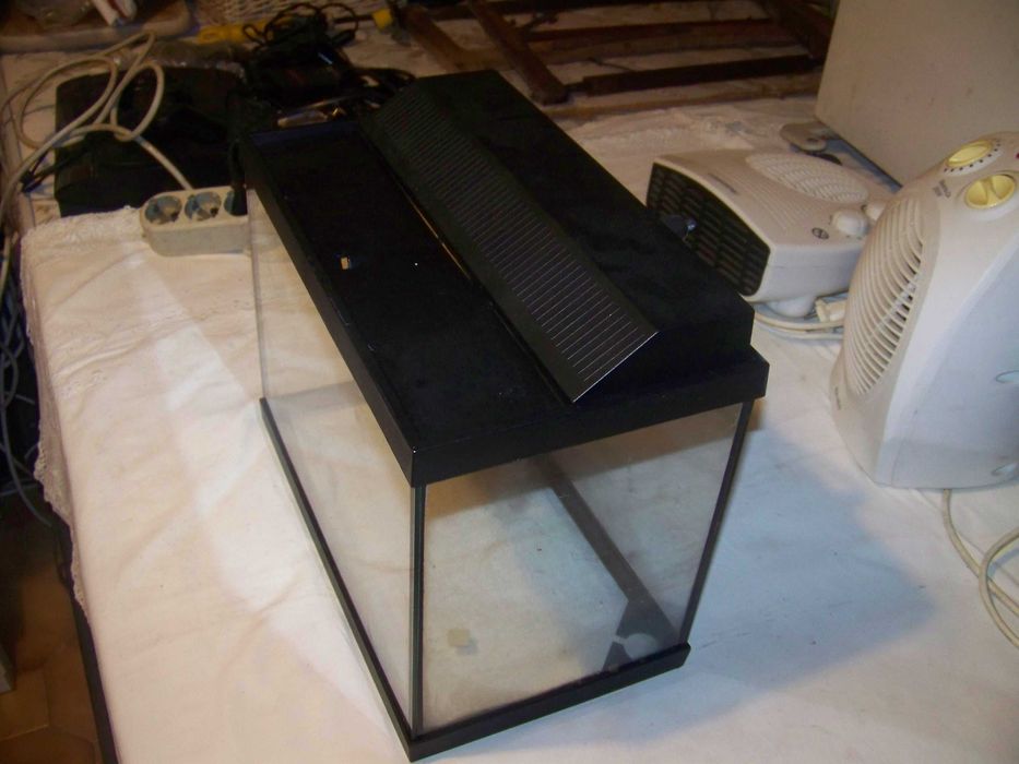 aquário de 15 lts com iluminação