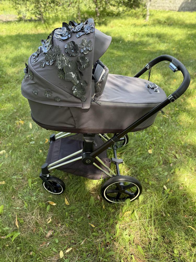 Cybex Priam 4.0 Simply Flowers Grey