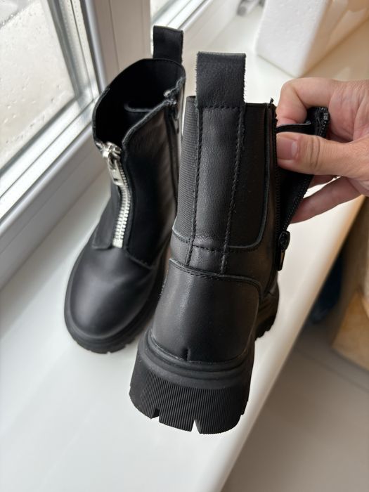 Чоботи шкіряні для дівчинки