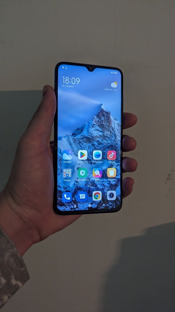 Телефон Xiaomi mi 9 lite