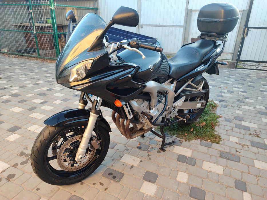 Ямаха Файзер FZ6
