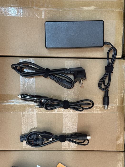 Зарядна станція Pecron E600LFP 1200W