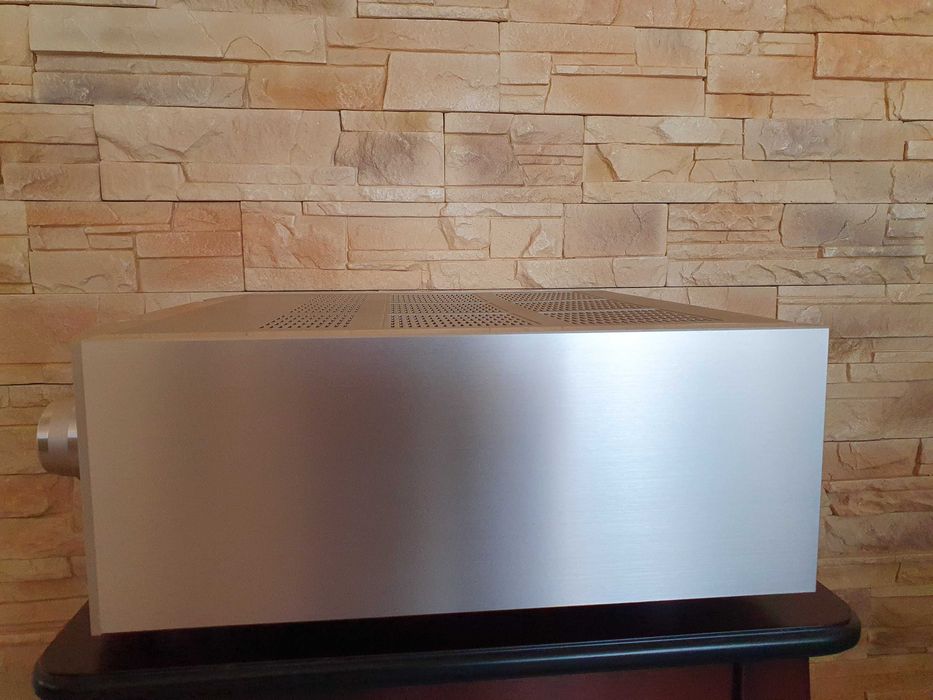 Wzmacniacz MARANTZ PM 11S1 w ładnym stanie
