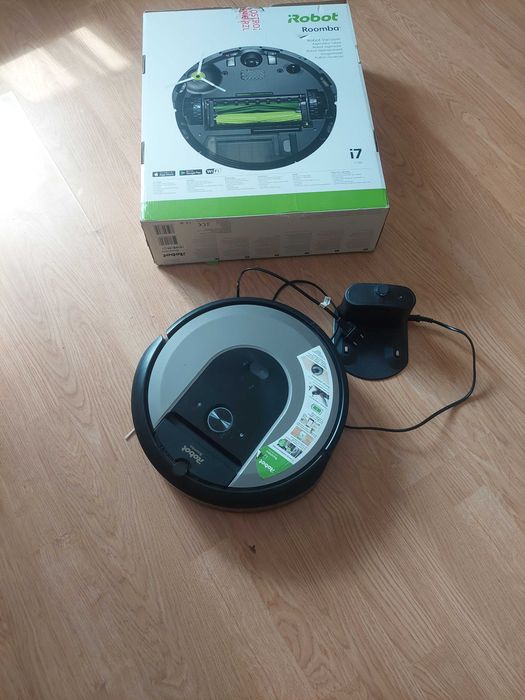 iRobot Roomba i7