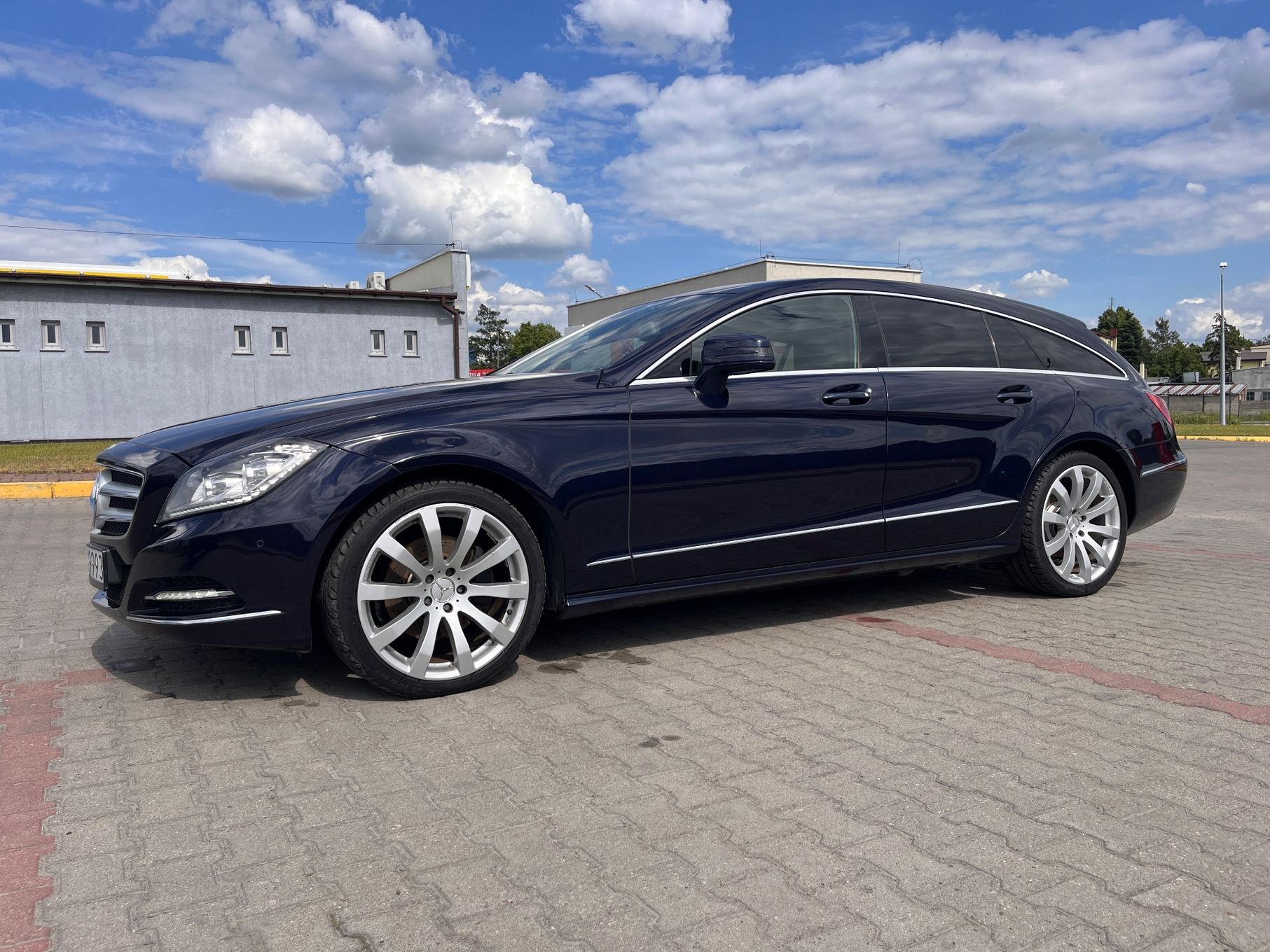 Mercedes-Benz CLS Sprzedam Mercedes CLS 350 CDI 4 Matic Shooting Brake