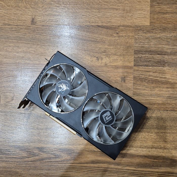 AMD RX6600XT OC Hellhound PowerColor 8GB mocniejsza od RTX3060