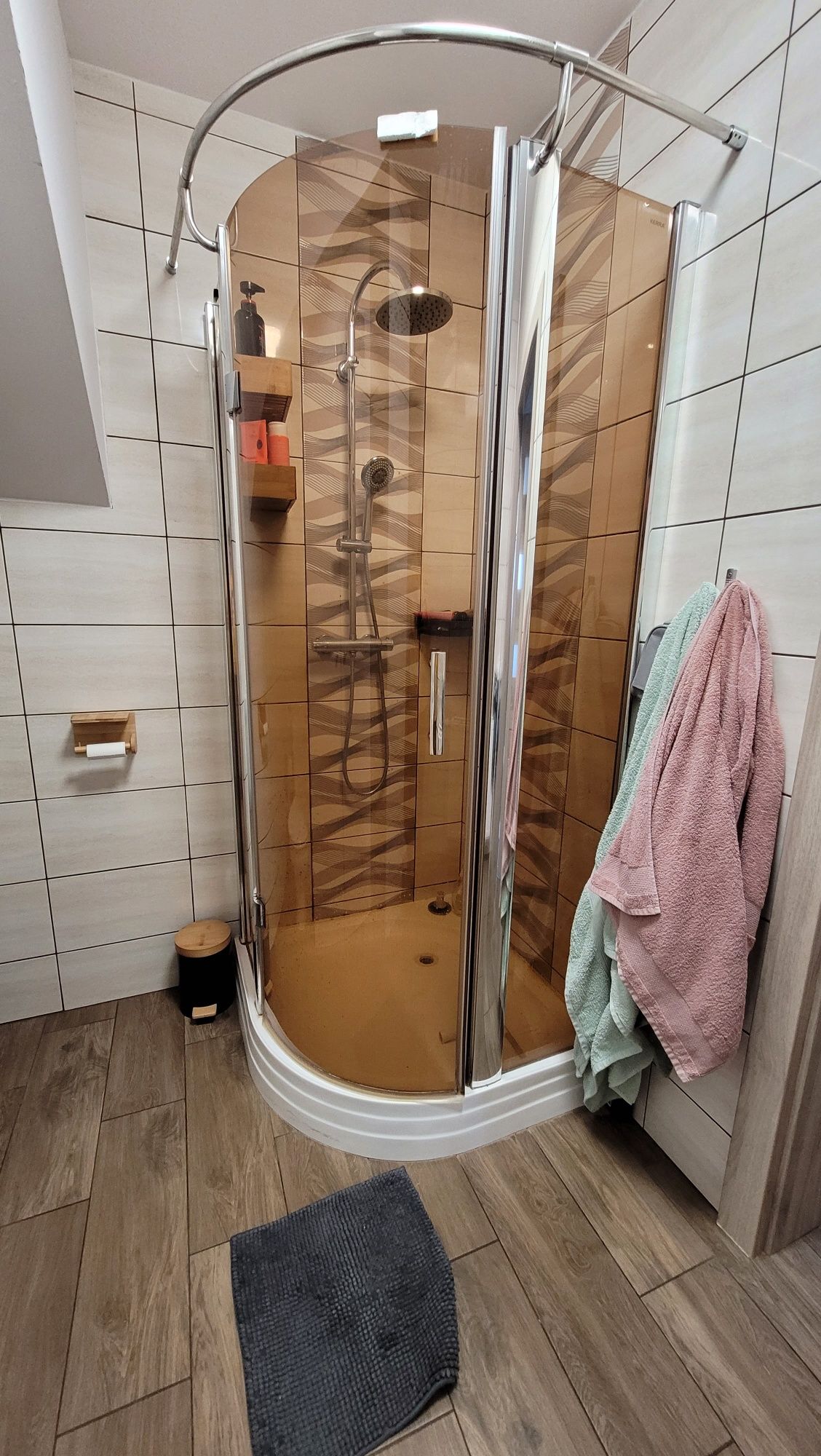 Zestaw Kabina kerra + panel prysznicowy 90x90 otwarte plecy