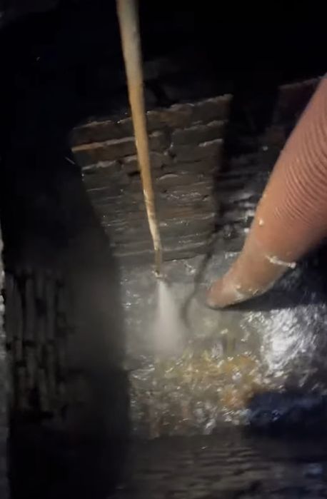 Выкачка выгребных ям, викачка, мулосос, відкачка ям, гідродинаміка