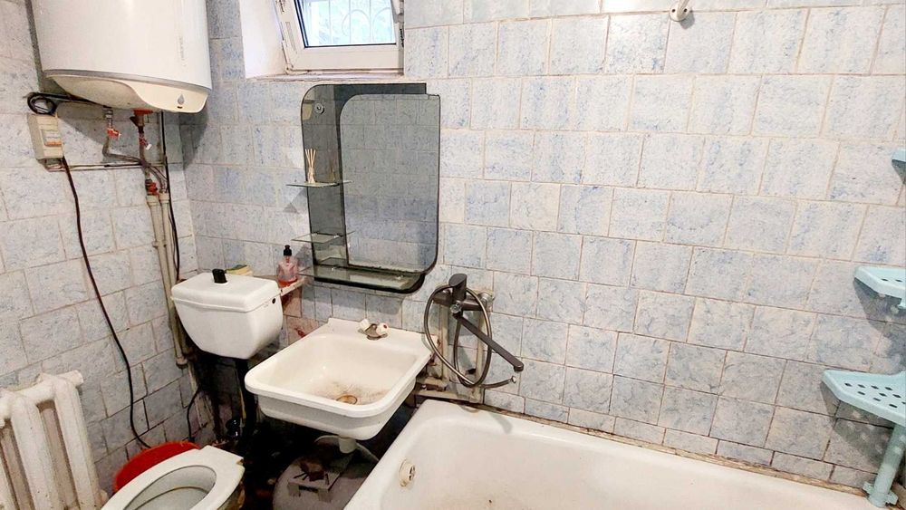 Продажа 3х комнатной квартиры в Варваровке! Свой дворик!