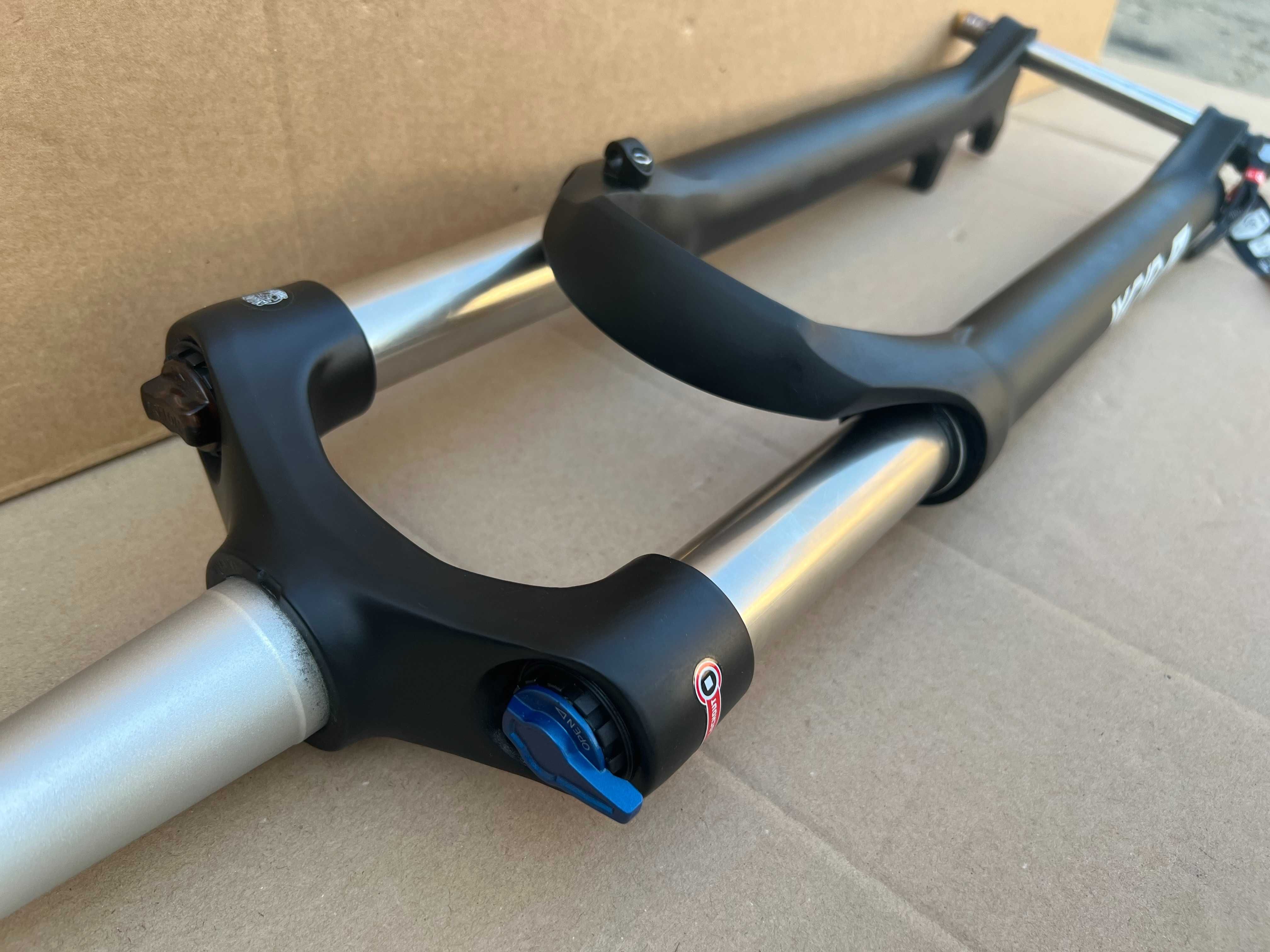 Amortyzator SR SUNTOUR XCR-LO Oś 100x15 Tapered widelec Blokada 29"