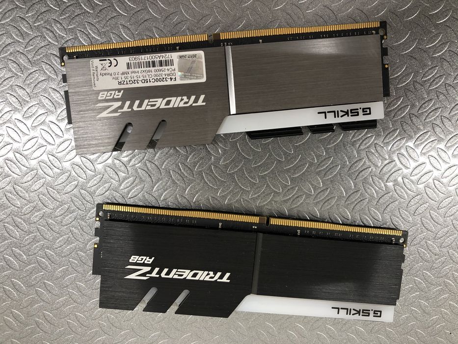 G.SKILL Trident Z RGB 32GB (2x16GB) 3200MHz CL15/15/15/35