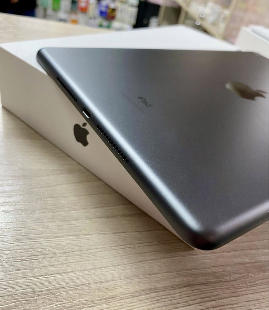 Планшет ipad 8 128 gb 2020
