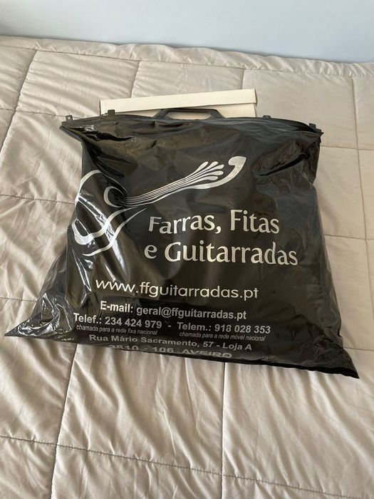 Traje Académico Feminino da Universidade de Aveiro