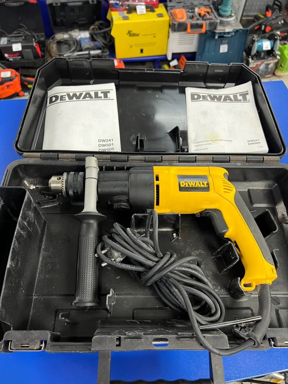 Дріль Dewalt DW550-QS