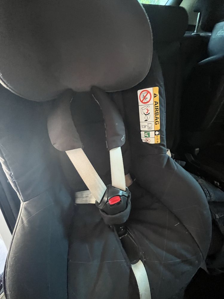 Fotelik maxi cosi 2 way pearl z bazą!!! Bezwypadkowy