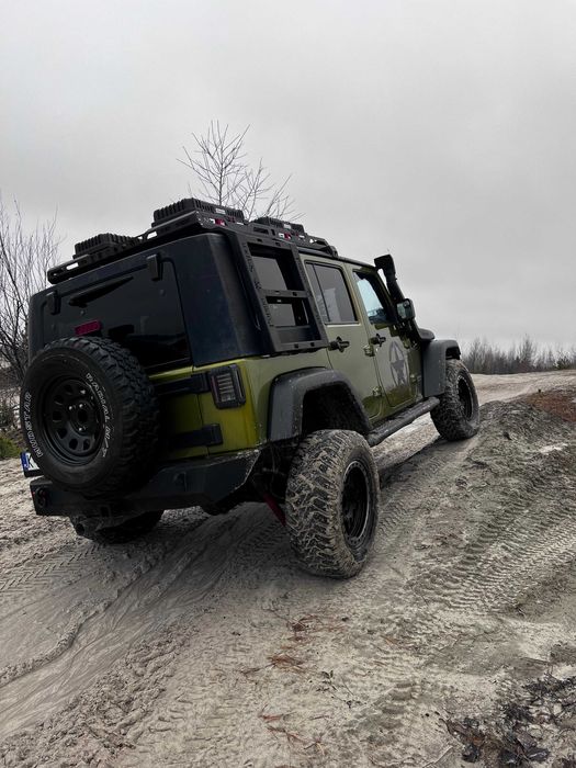 Jeep Wrangler jkU Rubicon 3.8 /zamiana na dzialke w gorach