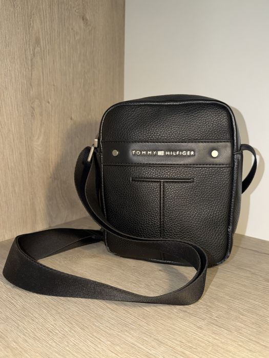 Чорна чоловіча сумка крос-боді TOMMY HILFIGER оригінал
