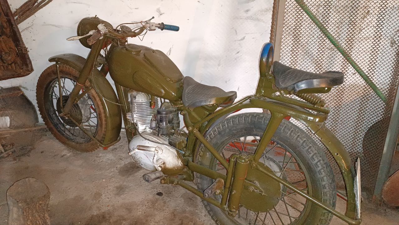 Продам мотоцикл ІЖ - 49