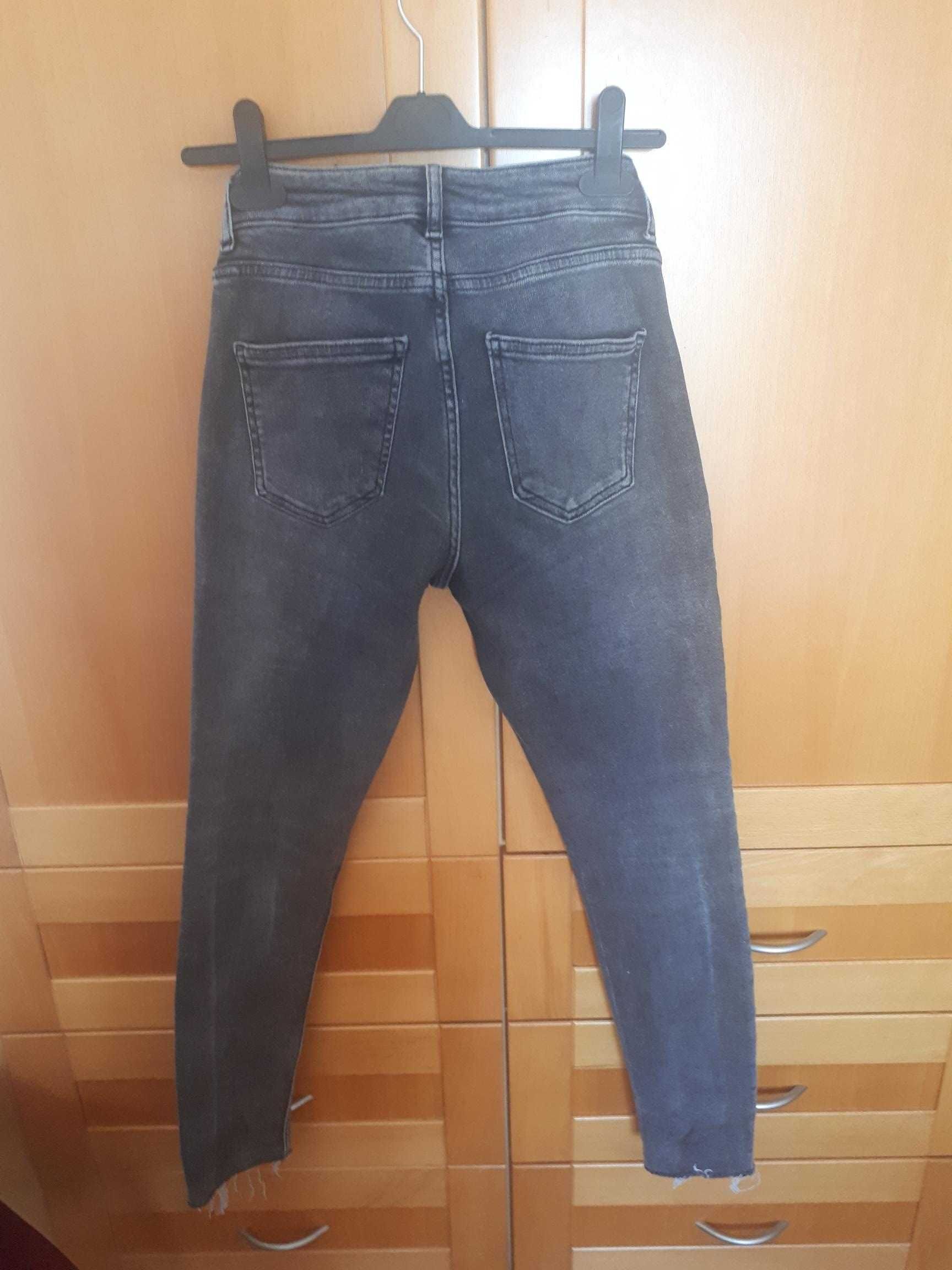 Calças ganga / jeans cinzentas skinny cintura alta Zara