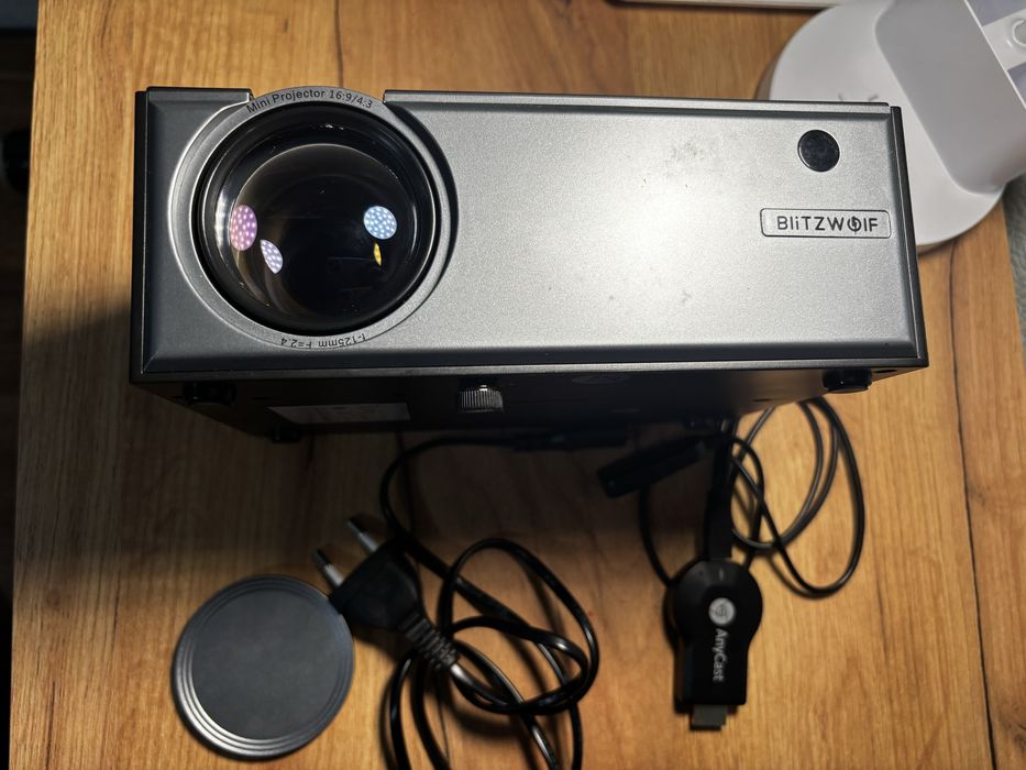 Проэктор BliTZWOLF  720 P